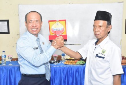 Kepsek SMAN I Tanjung Lago Tingkatkan SDM Melalui MoU Dengan Rektor Universitas PGRI Palembang