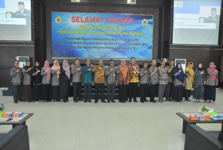 Pascasarjana Universitas PGRI Palembang Gelar Pelatihan Penulisan Tesis