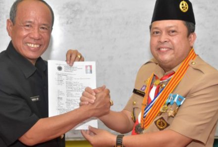 Rektor Universitas PGRI Palembang Kunjungi Para Guru di SMPN 1 Baturaja