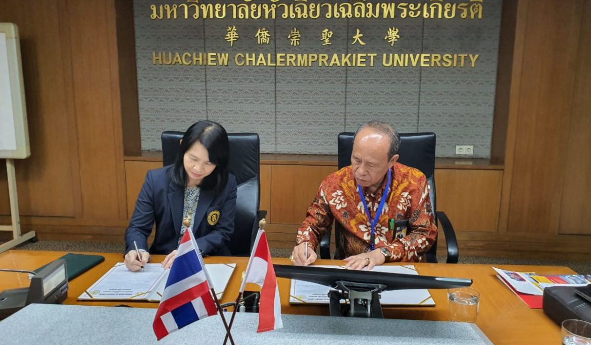 Universitas PGRI Palembang Jalin Kerja Sama dengan Huachiew Chalemrprakeit University, Bangkok-Thailand