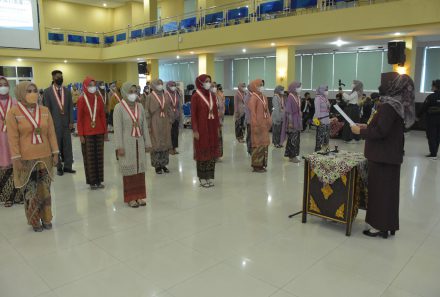 Yudisium dan Lantik Sarjana Baru, FKIP Universitas PGRI Palembang Terus Tingkatkan Kualitas Lulusan