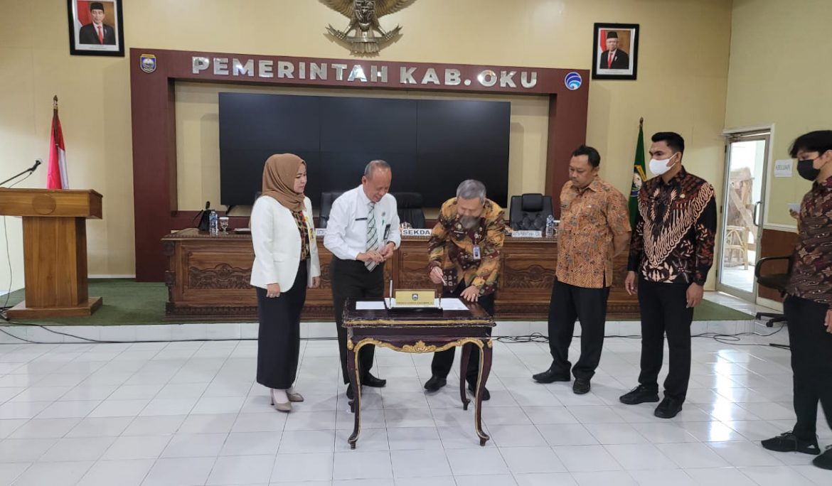 Gandeng Pemkab OKU, Universitas PGRI Palembang Lepas Mahasiswa KKN