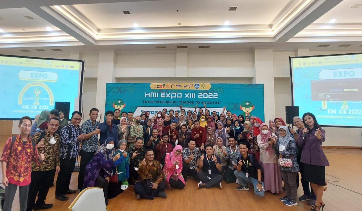 UPGRIP Loloskan Tim di KMI EXPO XIII UPN Veteran Jawa Timur