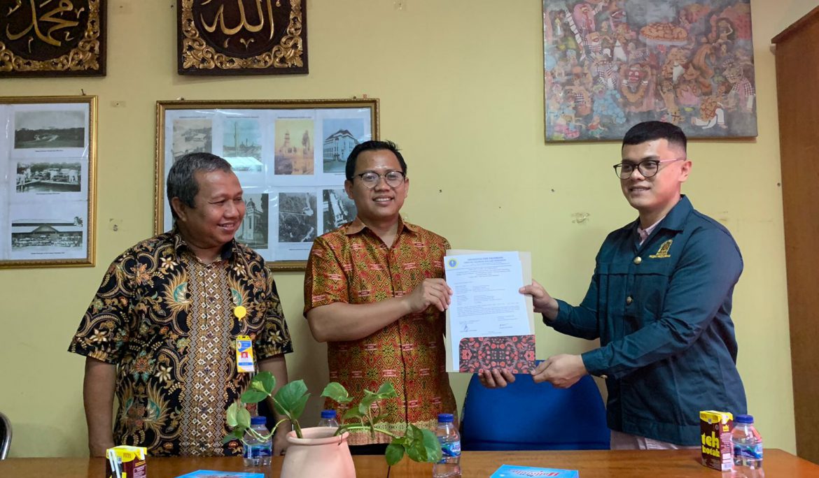 Program Studi Pendidikan Sejarah FKIP Universitas PGRI Palembang bekerjasama dengan Program Bisnis dan Management Institut Teknologi Bandung (ITB),