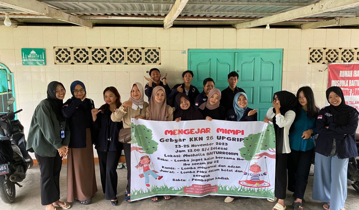Mahasiswa KKN UPGRIP Kampanyekan Pentingnya Penghijauan di Talang Bubuk