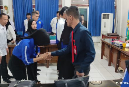 Perdana Gelar PKKMB, Fakultas Hukum Dorong Mahasiswa Baru Lulus Tepat Waktu