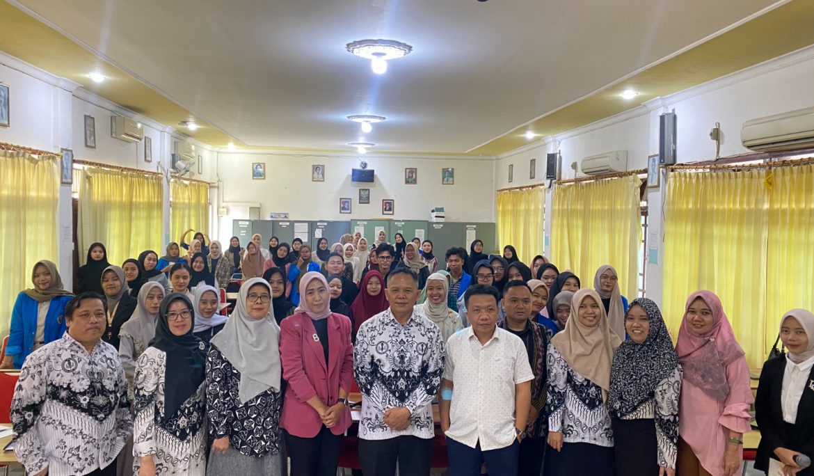 Tingkatkan Skill Komunikasi, FKIP UPGRIP Gelar Pelatihan Public Speaking