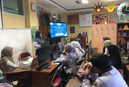 Prodi Pendidikan Matematika UPGRIP Gelar Praktisi Mengajar Tentang Pembelajaran Digital dan Edupreneurship